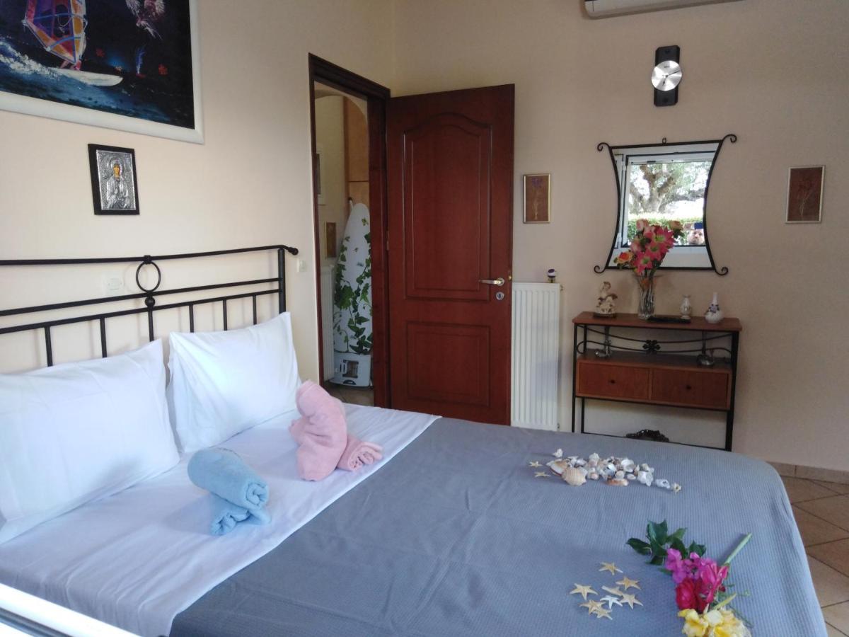 Golden Sea Villa Каламата Екстериор снимка